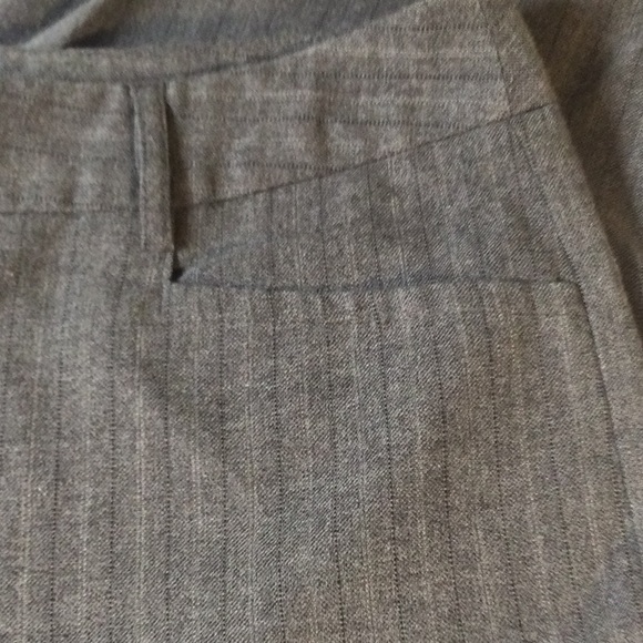 Apt 9 Grey Pin Strip Women’Slanks - Picture 6 of 14
